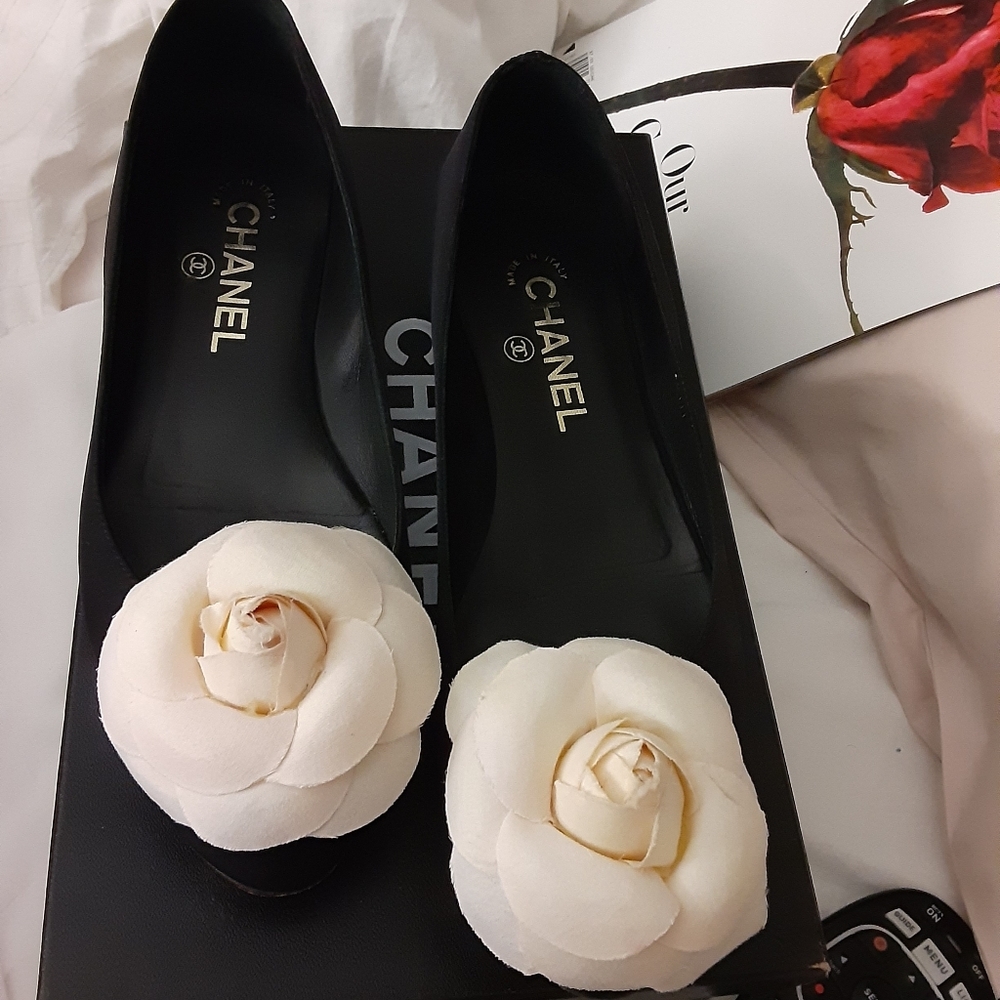Chanel ballerinas satin with camelia/original box